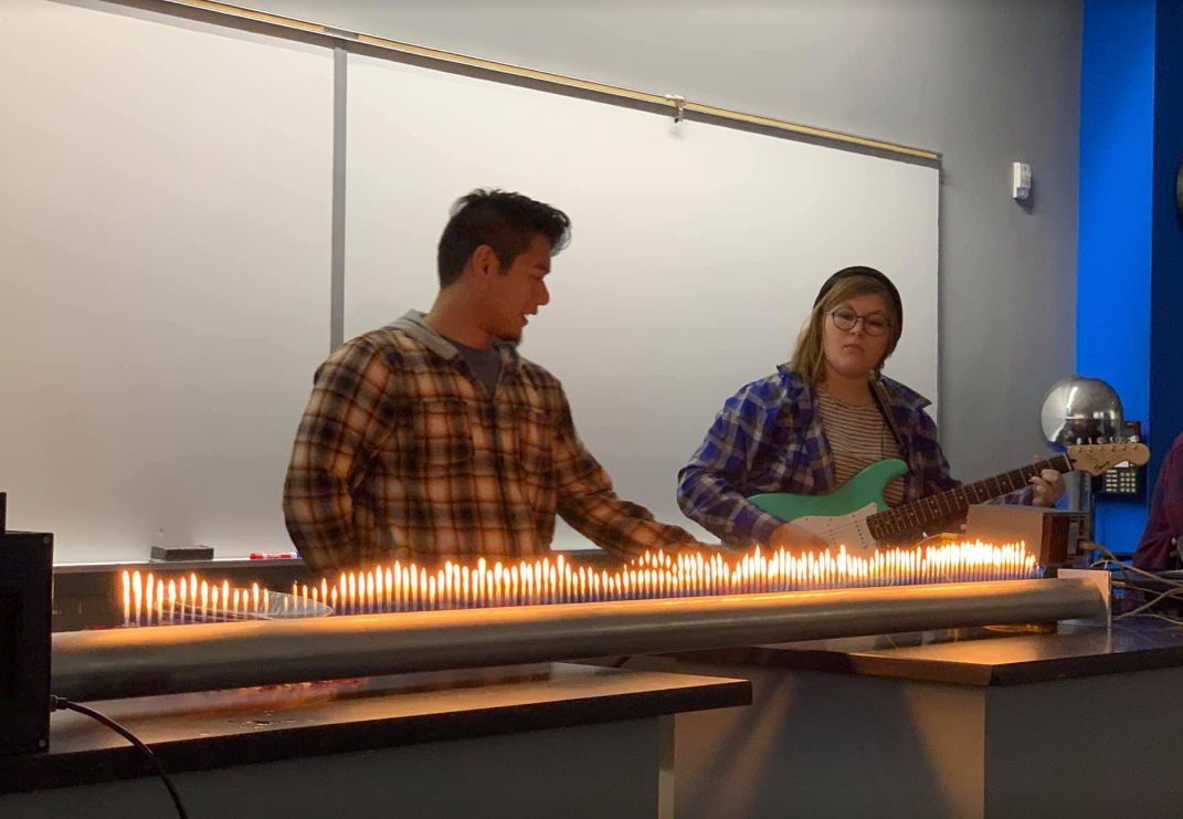 Rubens tube standing waves